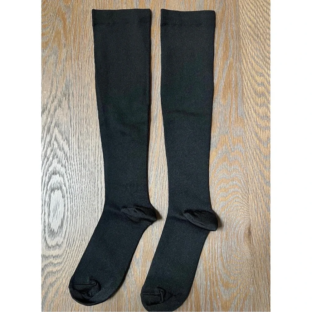 New! 2 pairs of compression socks size L/XL